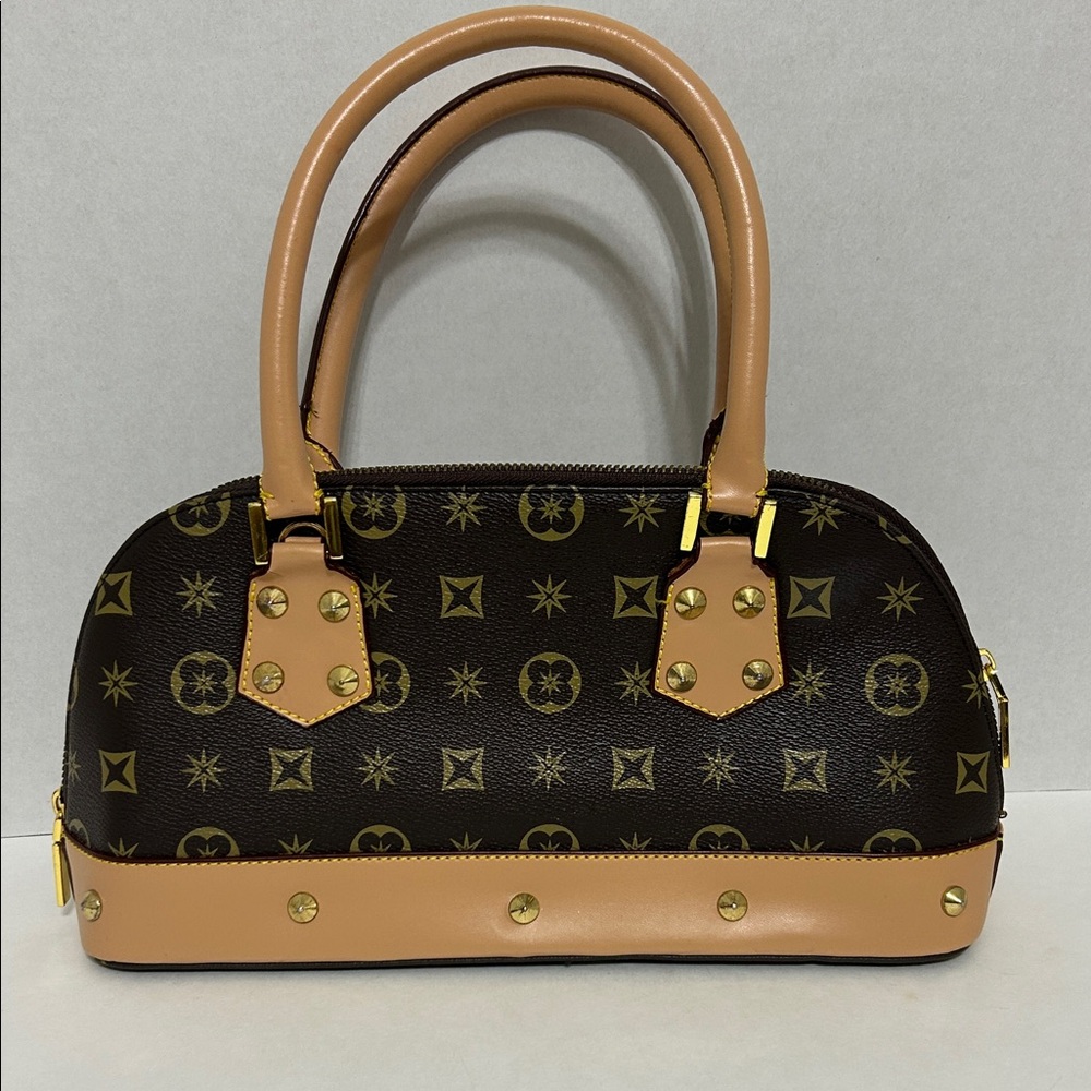 Elegant Brown and Tan Handbag